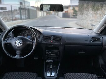 VW Golf IV 2.3 VR5 AUTOMAT - 7