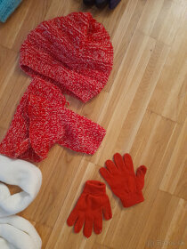 Rôzne čapice šály rukavice z Rakúska, na vek 4-10r., ako nov - 7