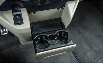 Volkswagen Multivan T7 2.0 TDI DSG Style - 7