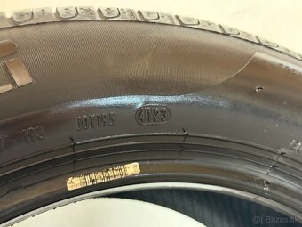 215/55 R17 letné Pirelli DOT 4123 - 7