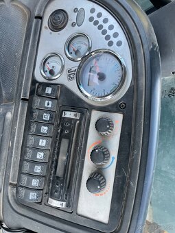 Jcb 4cx rv 2006 s TP a ŠPZ - 7