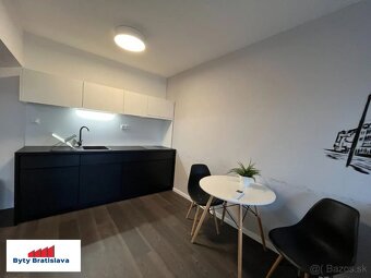 Byty Bratislava predá 2 izb. byt na ul. Žilinská, BA I. - 7