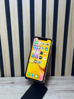iPhone XR 64gb - Žltý - 88% zdravia batérie - 7