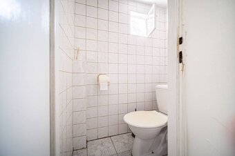 TOREA - RODINNÝ DOM S VEĽKÝM POZEMKOM - CAJLANSKÁ, PEZINOK - 7