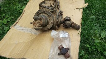 OT 64 OT-64 SKOT Rozvodovka lodných šróbov lodních šroubů - 7