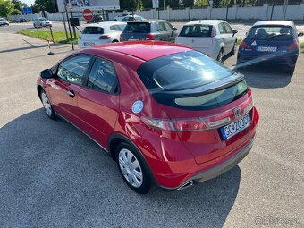 Honda Civic 1.4 VTI benzin, 73kW, MT/6, rok:08.2009. - 7