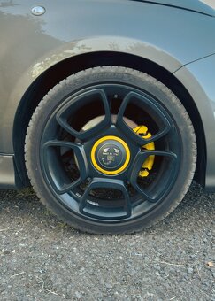 Abarth 595 Pista 70th. BLACK FRIDAY 14 168€ + DPH - 7