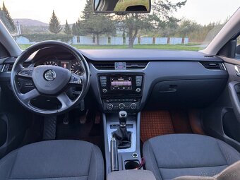 Škoda Octavia III Combi 1.6 TDi webasto,lane asist - 7