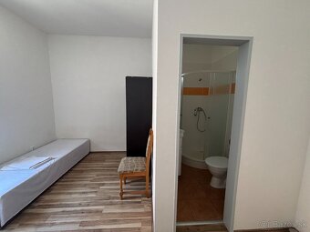 Investícia, ktorá má hlavu a pätu: Dom v centre Piešťan na p - 7