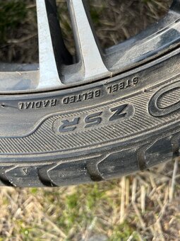 245/40r18 - 7