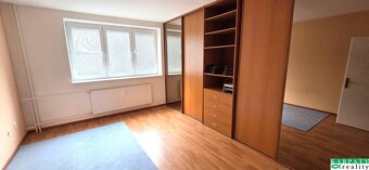 Na predaj veľkometrážny 3 izbový byt aj s garážou, Sereď - 7