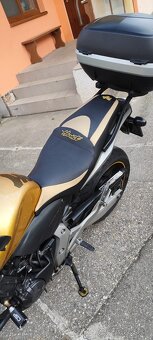 HONDA CB600F - 7