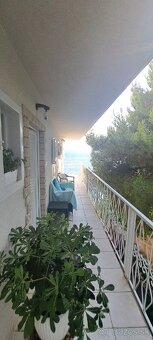 APARTMÁNY PRIAMO NA PLÁŽI NEMIRA / OMIŠ - 7