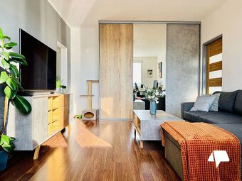 Prenájom 2 izb. byt, rekonštrukcia, balkón, centrum - 7