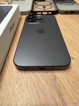 Apple Iphone 15 pro 256 GB Black Titanium - 7