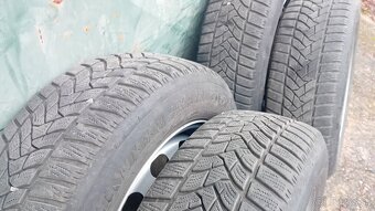 Predám zimné pneu DUNLOP 195/65 R15 - 7