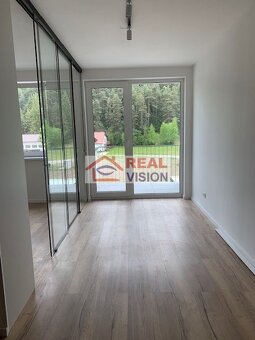 NOVOSTAVBA 2 izbový byt s balkónom, pivničnou kobkou, parkov - 7