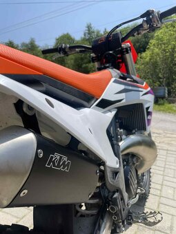 KTM SX 300 (2024) – výborný stav - 7