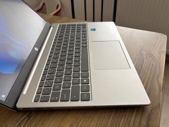 HP/Notebook/4GB RAM DDR5/128GB NVMe SSD/Intel HD (2GB) biely - 7