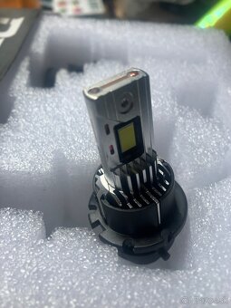 Autopotahy alcantara 90mm nalepky a led d2s - 7