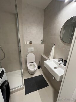 Prenajom 2 izboveho bytu | 2-Room Apartment near city centre - 7