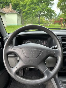 Mitsubishi Pajero 2.5 TD GL - 7