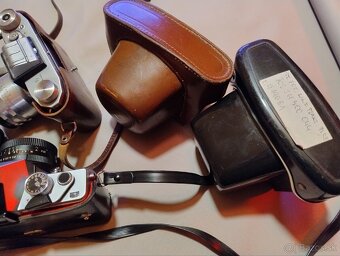 3 fotoaparáty Praktica a 3 objektívy Flektogon Tessar a.. - 7