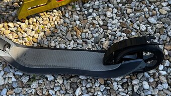 predám kolobežku Globber One NL205 Deluxe - 7
