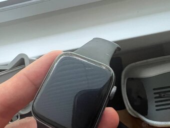 Apple Watch 5 44mm Space Gray Aluminum - 7