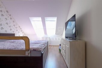 ZARIADENÝ 4 IZBOVÝ PODKROVNÝ BYT V KYSUCKOM NOVOM MESTE,... - 7