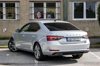 Škoda Superb 2.0 TDI SCR Style 4x4 DSG - 7