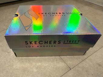 Skechers tenisky velkost 30 - 7