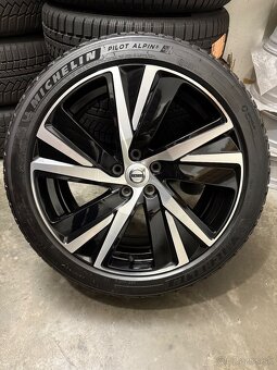 Zimná sada 5x108 R19 , 255/40/19 Volvo V90 S90 - 7