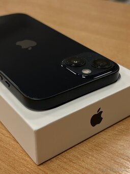 Apple iPhone 13 256GB - 7
