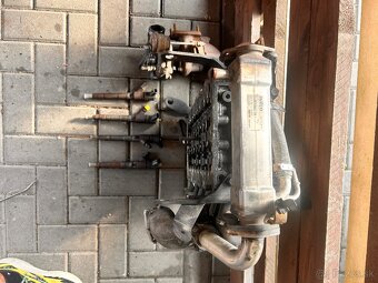 Hlava,turbo,vstreky Fiat duacato 2006 88kw - 7
