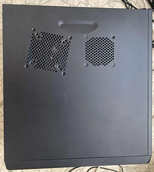 Predám kancelárski pc z i5 bez ram 120 gb ssd adt - 7