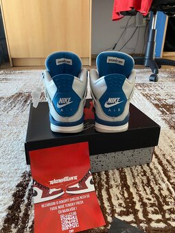 Jordan 4 military blue - 7