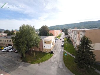 1-IZBOVÝ BYT PO KOMPLETNEJ REKONŠTRUKCII V CENTRE MESTA - DU - 7