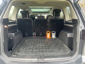 Touran R-Line DSG 2.0 TDI (140 kW) - 7