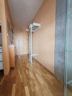 Topoľčany - garsónka s balkónom - 7