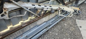 Čelá, okuláre, masky, kapoty pre dodávky - 7