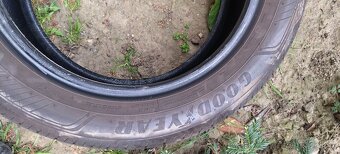 Letné Goodyear Efficientgrip 215/55 R17 94W - 7