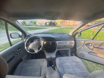 Renault Megane Scenic RX4 1.9DCi 66KW - 7