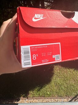 Nike Air Vapormax Plus - 7