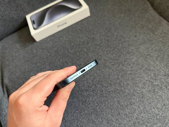 Apple iPhone 15 Pro Max 256GB Blue Titanium 96% baterka - 7