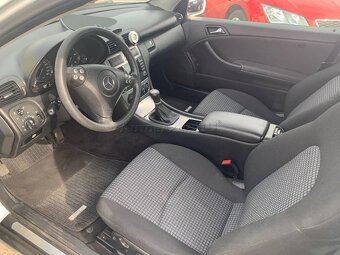 rozpredám: Mercedes triedy C model w203 C Sportcoupe 220 Cdi - 7