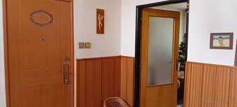 Predaj 5 izbový rodinný dom s dvoma garážami v Závodí - 7