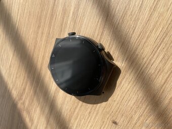 iPhone 12 pro-Huawei Watch-Apple Watch-Galaxy Watch - 7