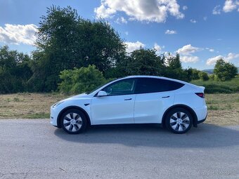 Tesla Model Y 03/2023 DualMotor + ťažné (Tesla Y Berlin) - 7