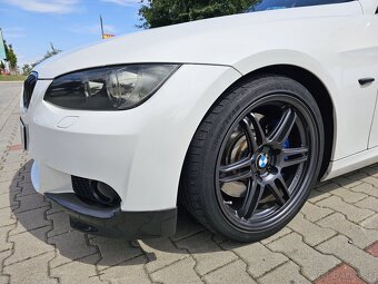 Bmw e93 330i (n53 200kw) - 7